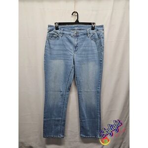 St Johns Bay Womens Blue Straight Leg Light Denim Jeans Size 16(38x31)